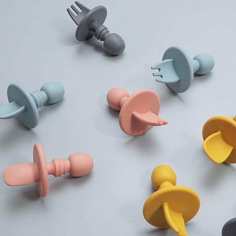 CuttieSpoon™ | Cuillère et fourchette pour bébé | Maman - Boutchou et Ma